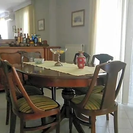 Comfortable Flat, Quiet And Near Center